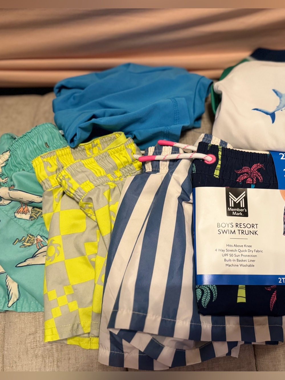 Boys Swim Lot